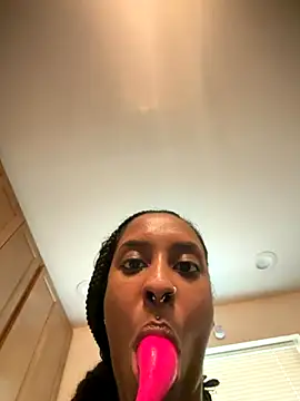 Your Paris online show from 31, 10, 2025