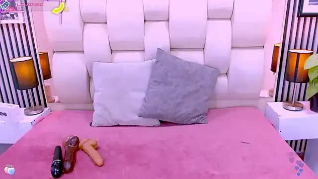 sarah cream online show from 14, 12, 2025