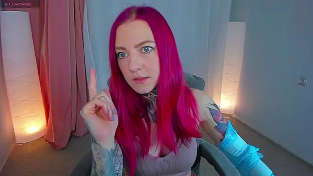 Snapshot of Roxy_____ chatting on 28, 2, 2025 Roxy online show from 28, 2, 2025