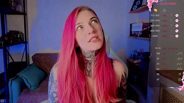Snapshot of Roxy_____ chatting on 12, 9, 2025 Roxy online show from 12, 9, 2025