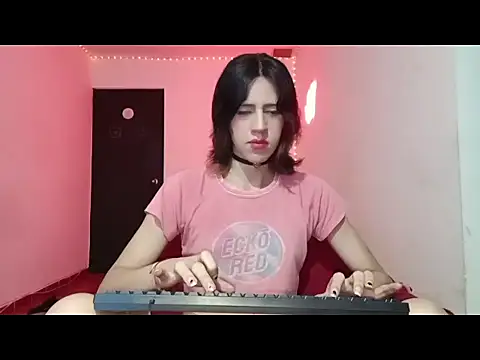 lucydreamm online show from 12, 11, 2025