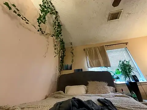 Snapshot of magicalc00ch chatting on 10, 1, 2026 magicalc00ch online show from 10, 1, 2026