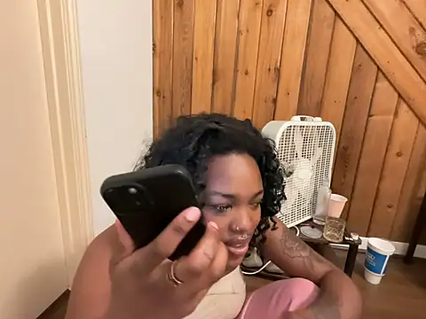 Snapshot of magicalc00ch chatting on 11, 6, 2026 magicalc00ch online show from 11, 6, 2026