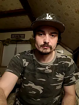 Snapshot of JustTylerr chatting on 9, 3, 2026 JustTylerr online show from 9, 3, 2026