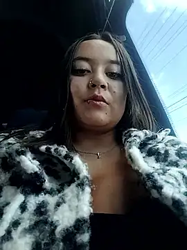 Cristal  04 online show from 8, 1, 2026