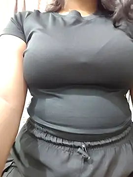 Snapshot of MohiniHott chatting on 13, 7, 2026 MohiniHott online show from 13, 7, 2026
