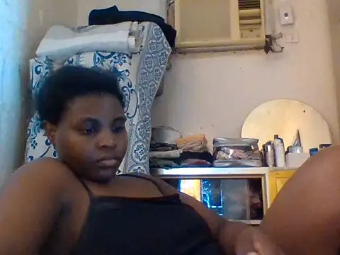 Snapshot of queenzuena chatting on 23, 6, 2026 queenzuena online show from 23, 6, 2026