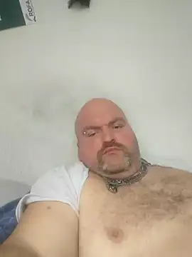 Snapshot of fickmonster2024 chatting on 15, 12, 2024 fickmonster2024 online show from 15, 12, 2024