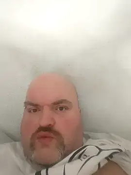 Snapshot of fickmonster2024 chatting on 6, 1, 2025 fickmonster2024 online show from 6, 1, 2025