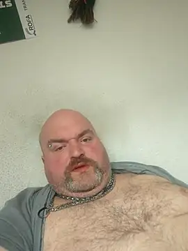 Snapshot of fickmonster2024 chatting on 21, 3, 2025 fickmonster2024 online show from 21, 3, 2025