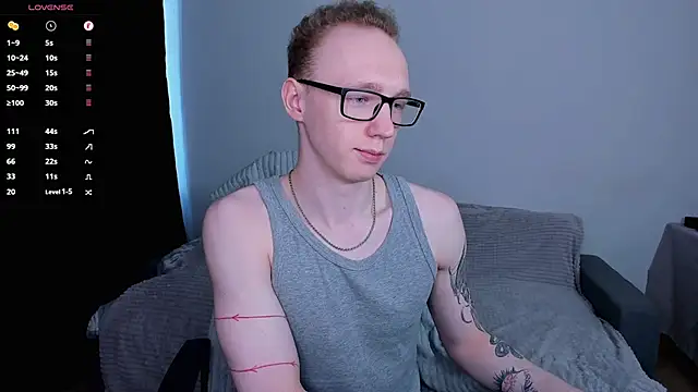Snapshot of Alex_silents chatting on 30, 6, 2026 Alex silents online show from 30, 6, 2026