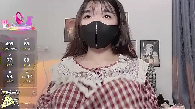 Berrysweet 68 online show from 22, 3, 2025
