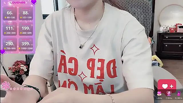 Berrysweet 68 online show from 11, 4, 2026