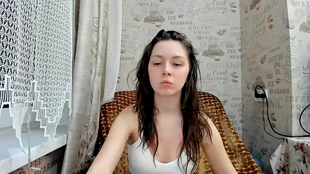 Adela Vetta online show from 7, 3, 2025