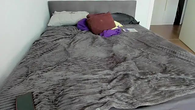 Adela Vetta online show from 25, 3, 2026