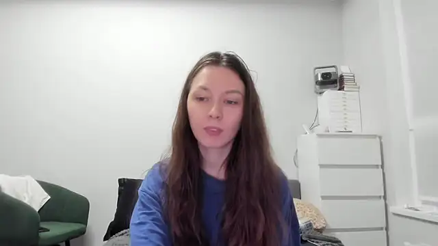 Adela Vetta online show from 8, 4, 2026