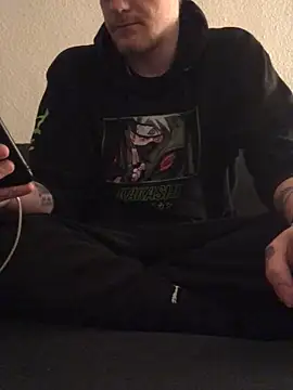 Simboxxx040 online show from 15, 3, 2026