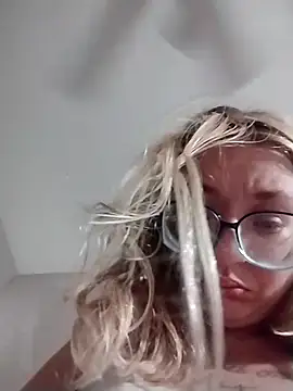 Snapshot of xWhoreAbleX_Pika chatting on 29, 9, 2025 xWhoreAbleX Pika online show from 29, 9, 2025