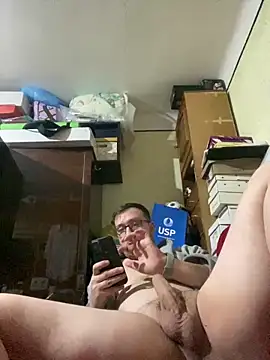 Snapshot of ionut9879 chatting on 5, 3, 2025 ionut9879 online show from 5, 3, 2025