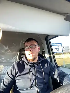 Snapshot of ionut9879 chatting on 7, 3, 2025 ionut9879 online show from 7, 3, 2025