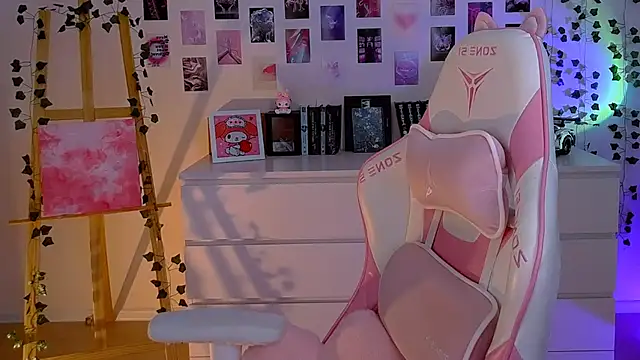 AliceCharmy online show from 31, 1, 2025