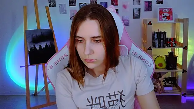 AliceCharmy online show from 10, 1, 2025