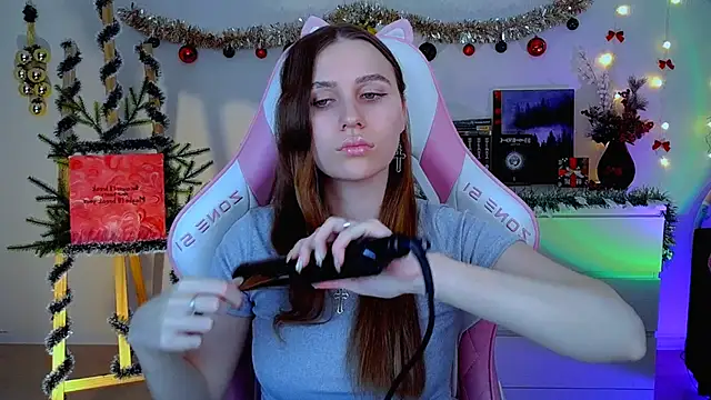 AliceCharmy online show from 15, 12, 2025