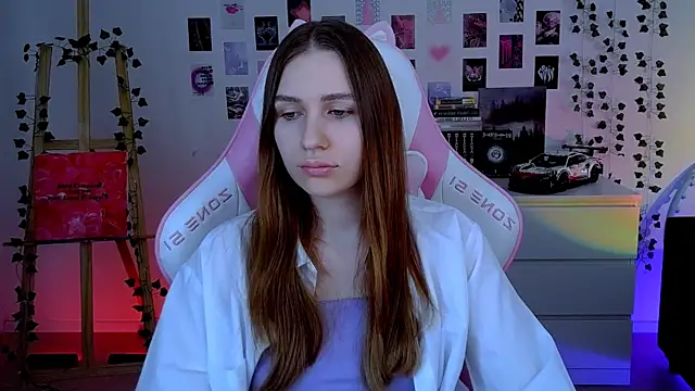 AliceCharmy online show from 11, 10, 2025