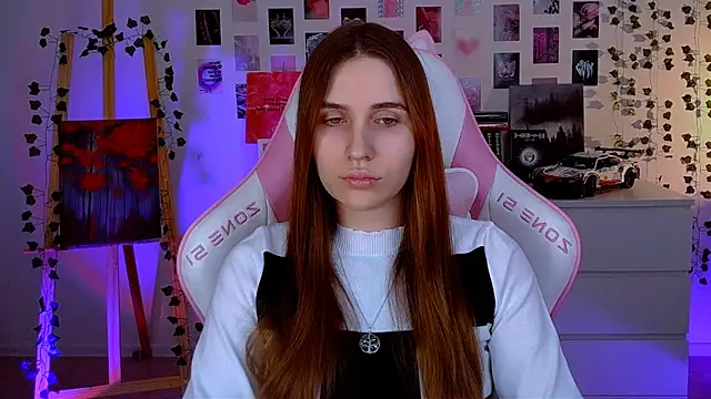 AliceCharmy online show from 7, 3, 2025