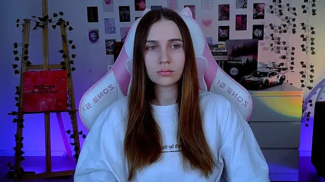 AliceCharmy online show from 18, 10, 2025