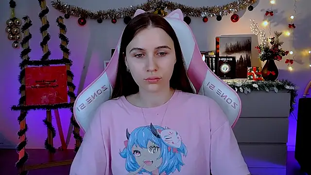 AliceCharmy online show from 5, 12, 2025