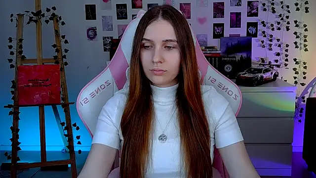 AliceCharmy online show from 19, 9, 2025