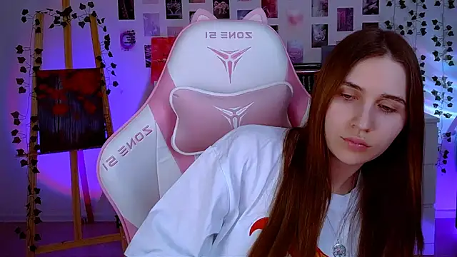 AliceCharmy online show from 27, 2, 2025