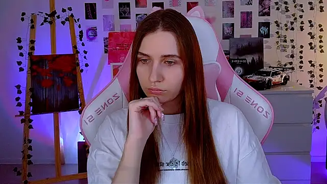 AliceCharmy online show from 28, 2, 2025