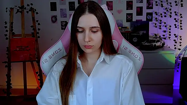 AliceCharmy online show from 18, 9, 2025