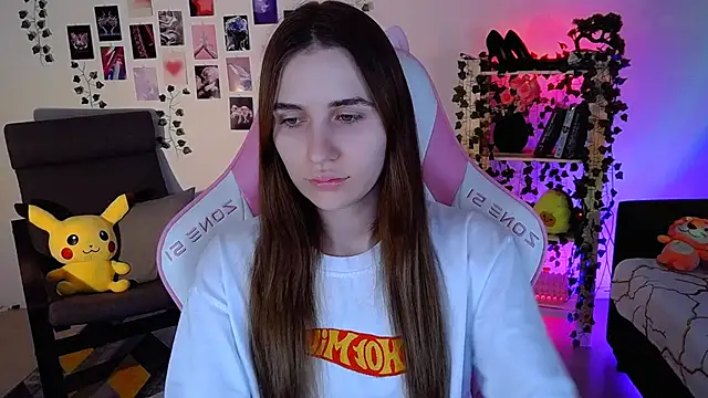 AliceCharmy online show from 4, 12, 2024