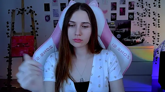 AliceCharmy online show from 20, 10, 2025