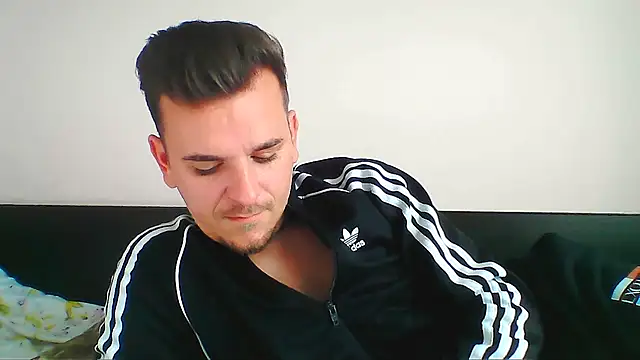 Huge cock22cm online show from 28, 10, 2025