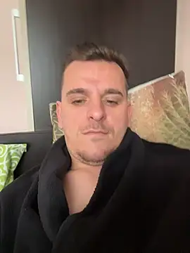 Huge cock22cm online show from 29, 3, 2026