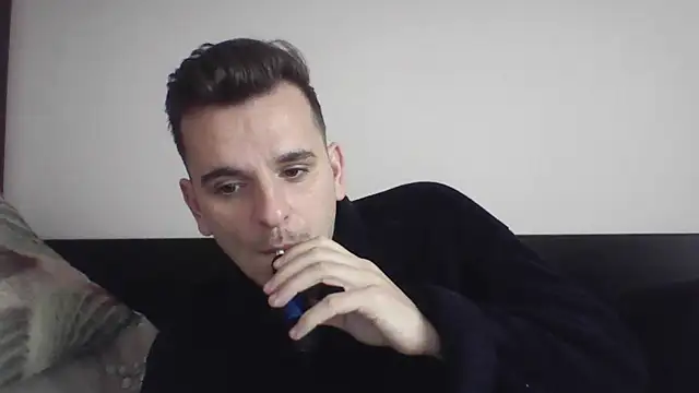 Huge cock22cm online show from 3, 3, 2025