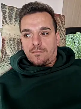 Huge cock22cm online show from 21, 12, 2025