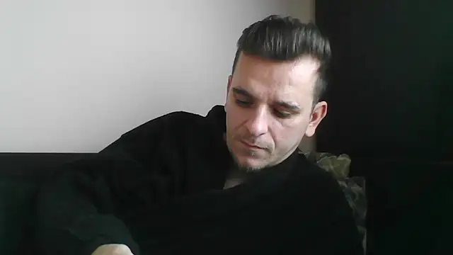 Huge cock22cm online show from 9, 2, 2025