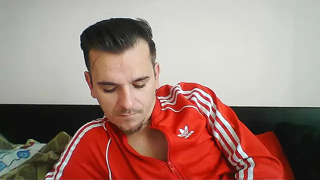 Huge cock22cm online show from 11, 10, 2025