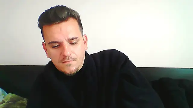 Huge cock22cm online show from 31, 10, 2025