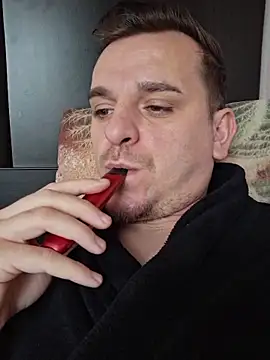 Huge cock22cm online show from 19, 2, 2026