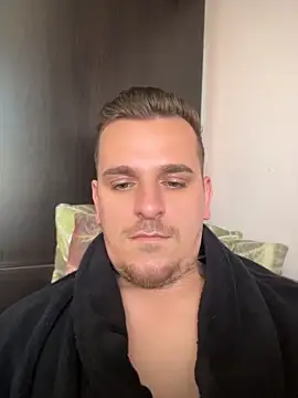 Huge cock22cm online show from 23, 4, 2026