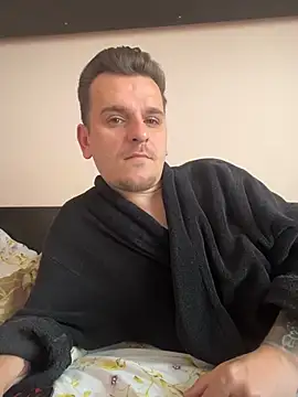 Huge cock22cm online show from 22, 3, 2026