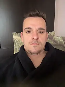 Huge cock22cm online show from 19, 3, 2026