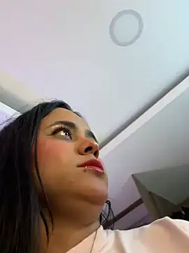 Brenda Garcia online show from 2, 3, 2025