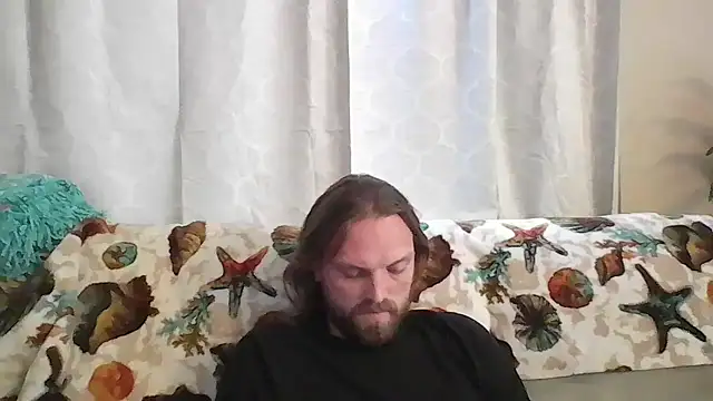 Snapshot of VitaminDrewFl chatting on 12, 5, 2026 VitaminDrewFl online show from 12, 5, 2026